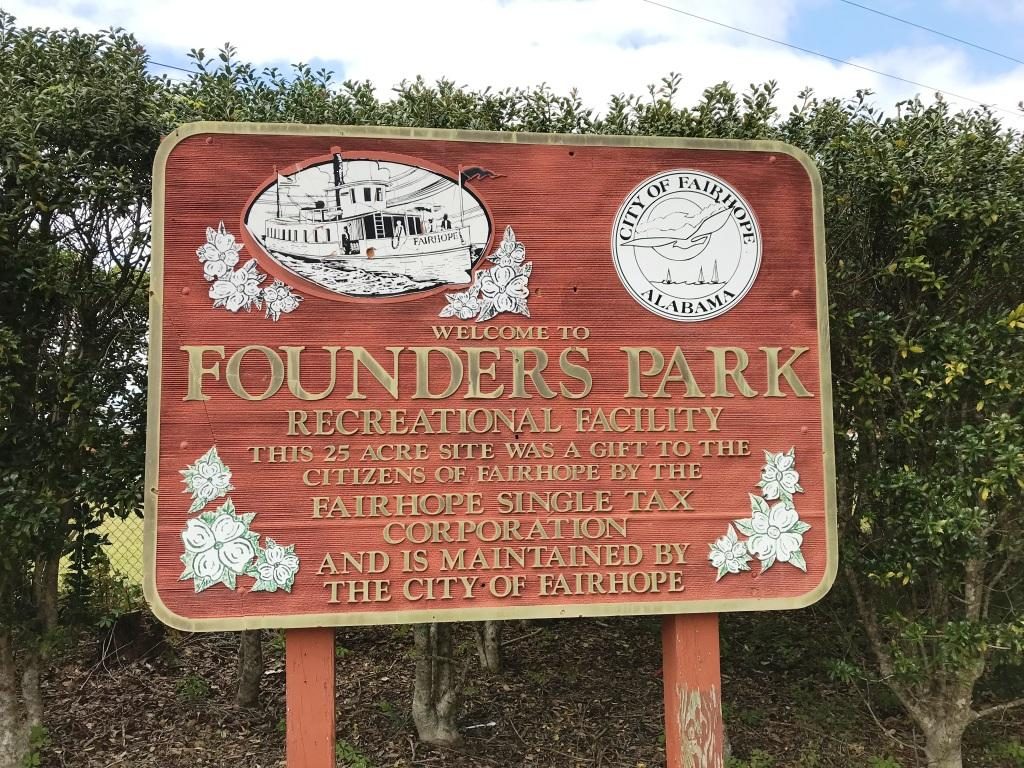 Founders-Park-sign-1024x768